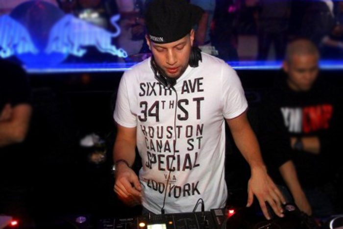 DJ Paul Blaze (SIDO-Live DJ) DJ Paul Blaze (SIDO-Live DJ)