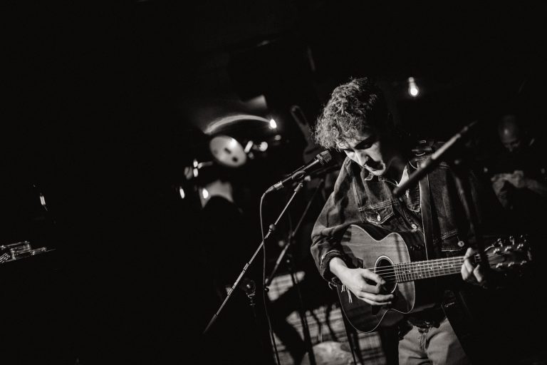 Javier Rodaro buchen